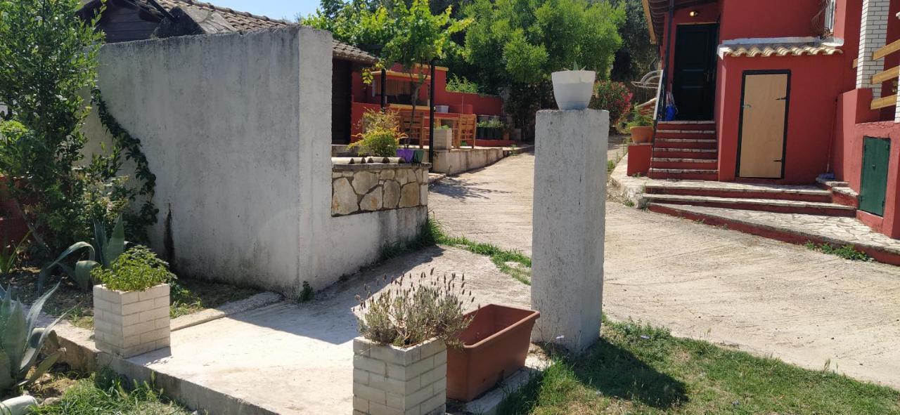 House In The Country Guest House Vátos Екстериор снимка