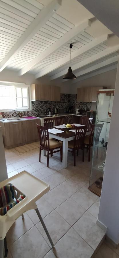 House In The Country Guest House Vátos Екстериор снимка