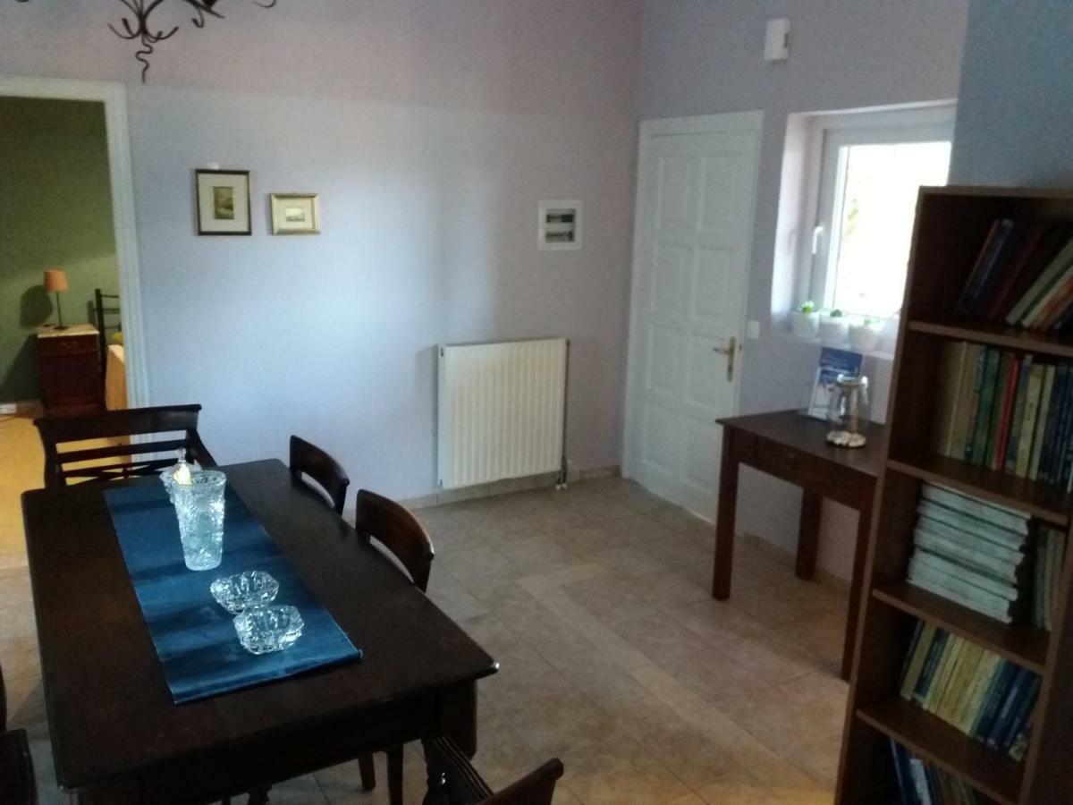 House In The Country Guest House Vátos Екстериор снимка